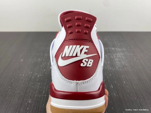 Rep Husky Jordan 4 Red SB Retro Pine DR5415-160 0818